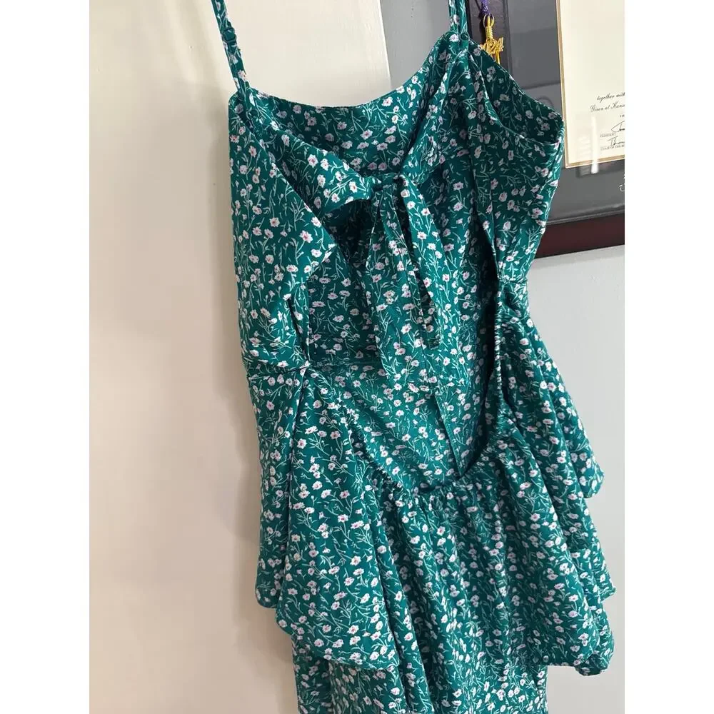 Romper - Picture 3 of 4